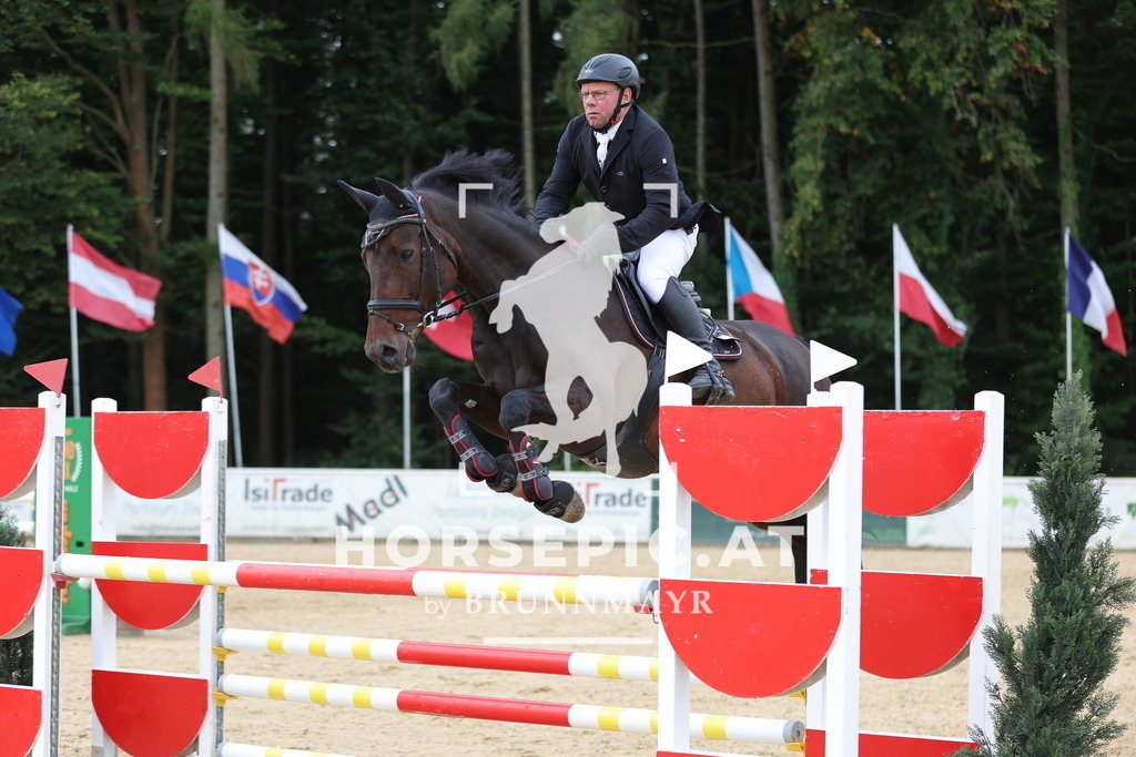 0P6A7611 | Willkommen bei Brunnmayr - Design & Fotografie – Ihrem Spezialisten für Reitturniere und Pferdeveranstaltungen in Oberösterreich, Salzburg und Bayern! Seit über 17 Jahren sind wir leidenschaftlich dabei.