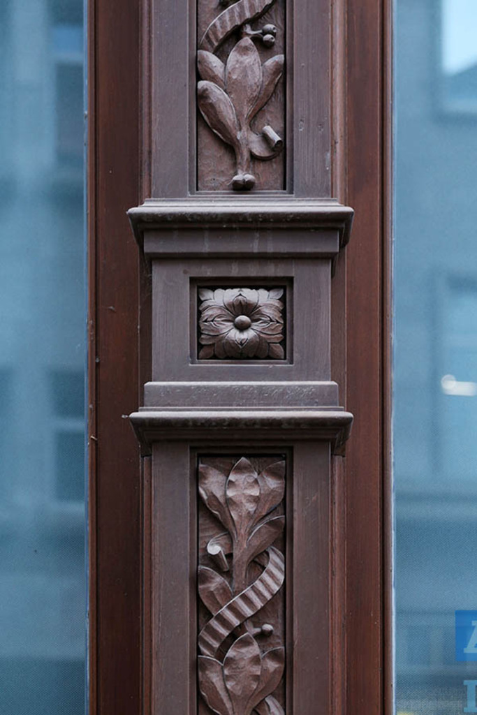 Bildlexikon Leipzig - Klingers Haus - Detail | Das Team hinter BILDLEXIKON LEIPZIG bündelt historische wie aktuelle Informationen über die Stadt Leipzig in Text und Bild auf einer Plattform und stellt diese der interessierten Öffentlichkeit zur Verfügung.
