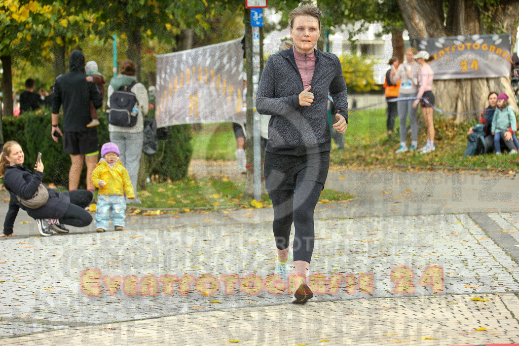 241020_1032_EX1_9617 | Sportfotografie im Rhein-Sieg Kreis, Köln, Bonn, NRW, Rheinland Pfalz, Hessen, etc. Unser Tätigkeitsfeld umfasst den Laufsport vom Volkslauf über den Marathon, Duathlon, Triathon bis zum Ultralauf wie Kölnpfad Ultra oder Schindertrail.