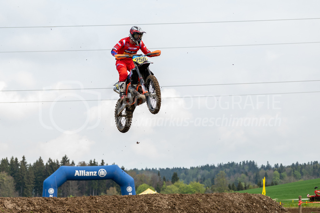 Motocross Schlatt bei Winterthur - 30. April 2022 | Motocross Schlatt bei Winterthur
MC Wila, Schlatt bei Winterthur
Bild: Sportfotografie Markus Aeschimann | www.markus-aeschimann.ch - Realisiert mit Pictrs.com
