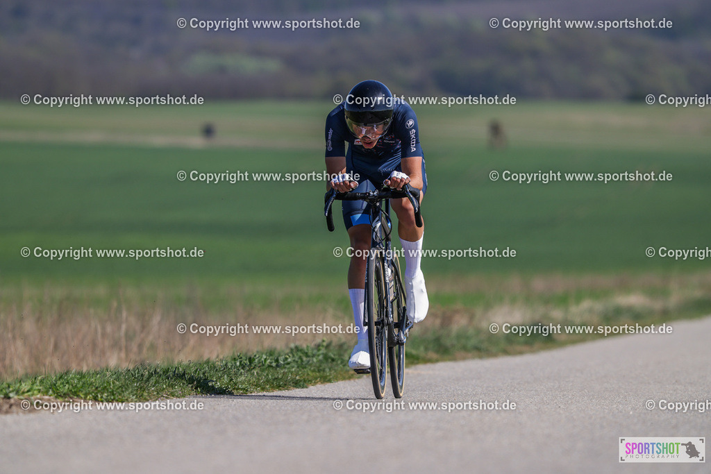 368A3225 | Neusiedlersee Radmarathon 2026@sportshot_your_pictrs #yourpictures#roadtowm2029 #nrm #neusiedlerseeradmarathon #neusiedlersee #neusiedlerseetourismus #burgenland #mörbisch #nrm26 #burgenlandtourismus #voglundco #poweredbyburgenlandtourismus #radsport #rad #marathon #ucigranfondo #visitburgenland #ucigranfondoworldseries