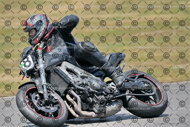25bt04-1315 | markuskiefer.com - Realisiert mit Pictrs.com