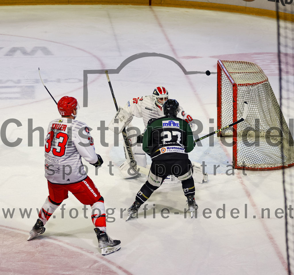 2022-09-25_080_TSV_Erding_gegen_EHC_Klostersee | Erding, Deutschland, 25.09.2022:
Eishockey, Bayernliga 2022 / 2023, Testspiel, TSV Erding gegen EHC Klostersee, Endergebnis: 8:2

Foto: Christian Riedel / fotografie-riedel.net