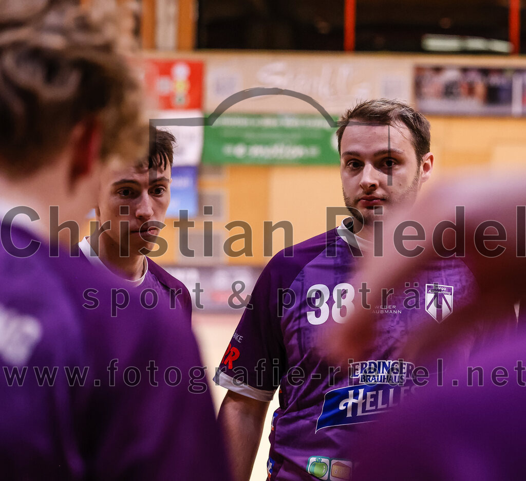 2024-11-09_032_SpVgg_Altenerding_II_gegen_HC_Deggendorf | Erding, Deutschland, 09.11.2024:Handball, Bezirksliga Männer Ost 2024 / 2025, 4. Spieltag, SpVgg Altenerding II gegen HC Deggendorf, Endergebnis: 25:24Foto: Christian Riedel / fotografie-riedel.net