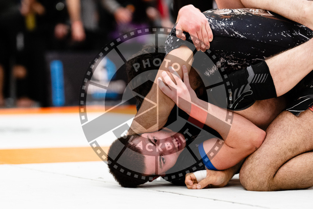 20251122PBB14856 | Athletes compete during the Grappling Industries Berlin Jiu-Jitsu and Grappling Championship, on November 22, 2025 in Berlin, Germany. © photoblackbelt