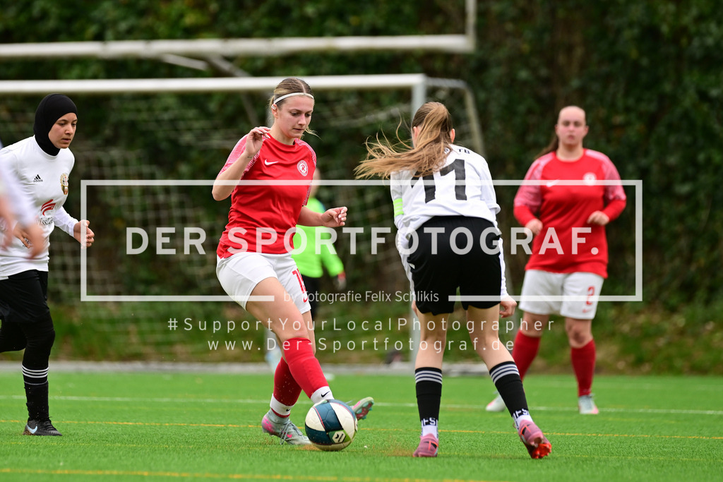 Fußball I Frauen I Saison 2025-2026 I Bezirksliga I 21. Spieltag I Harburger TB - Rahlstedter SC I 166410 | Der Sportfotograf. - Realisiert mit Pictrs.com