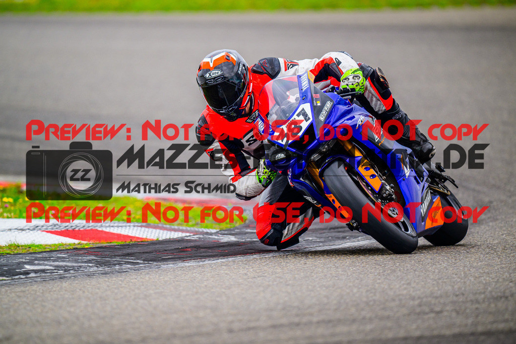 MaZZes_FotoMatrix_240804_6007705_3807 | Fotograf Mathias Schmid
Sportfotograf,
Eventfotograf,
Hochzeitsfotograf,
Portraitfotograf