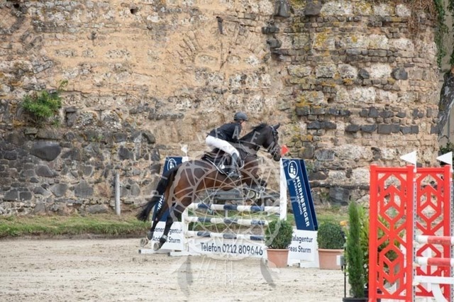 2B4A1648 | pixelfaenger - Realisiert mit Pictrs.com