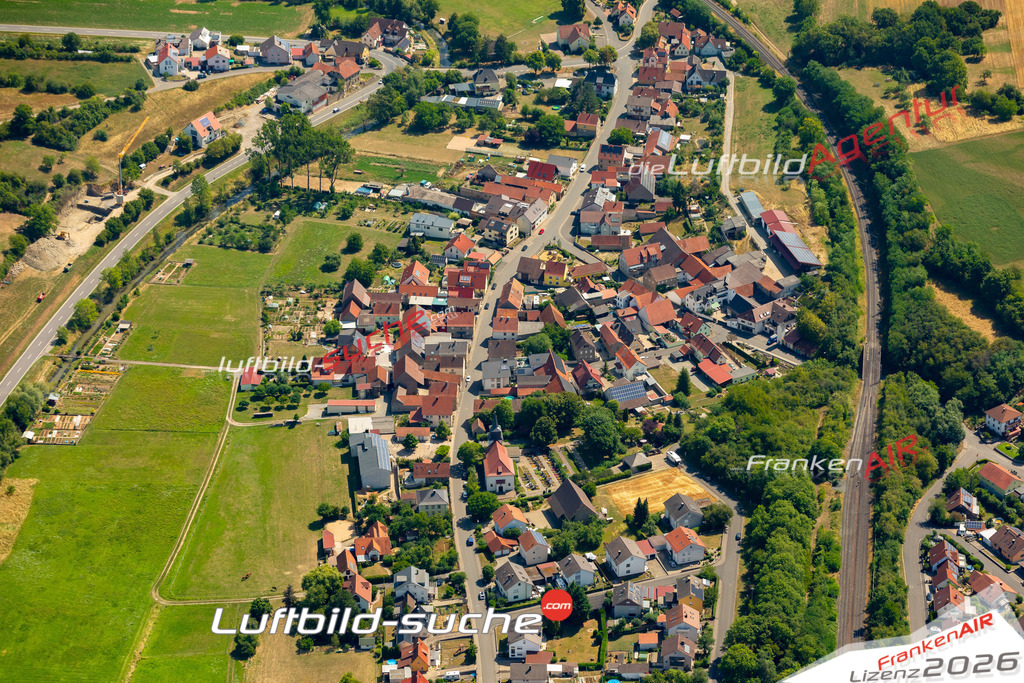 Das Luftbild zeigt : Mühlhausen Werneck - Die Luftaufnahme wurde 2023 vom UL-Flugzeug aus erstellt ( keine Drohne ) - Hochauflösende Luftaufnahme - Für grossformatige Ausdrucke geeignet. Die Geschenkidee !Mit Lizenz und Bildrechte bestellbar