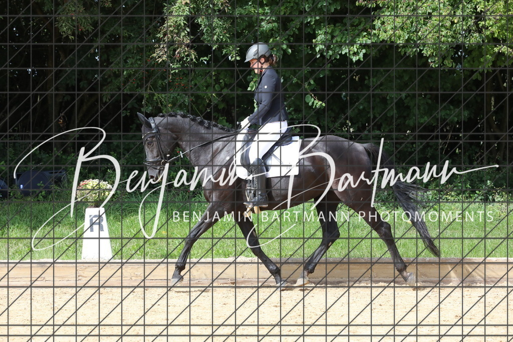 AZ2A2632 | Benjamin Bartmann Photomoments