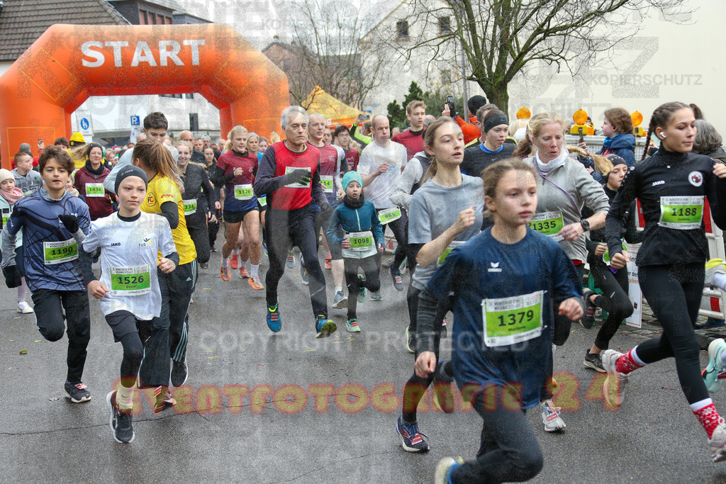 251130_1024_EX1_4920 | Sportfotografie im Rhein-Sieg Kreis, Köln, Bonn, NRW, Rheinland Pfalz, Hessen, etc. Unser Tätigkeitsfeld umfasst den Laufsport vom Volkslauf über den Marathon, Duathlon, Triathon bis zum Ultralauf wie Kölnpfad Ultra oder Schindertrail.