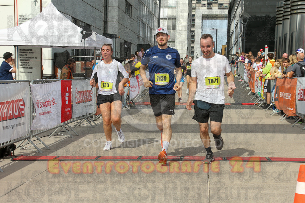 250920_1333_EX1_5487 | Sportfotografie im Rhein-Sieg Kreis, Köln, Bonn, NRW, Rheinland Pfalz, Hessen, etc. Unser Tätigkeitsfeld umfasst den Laufsport vom Volkslauf über den Marathon, Duathlon, Triathon bis zum Ultralauf wie Kölnpfad Ultra oder Schindertrail.