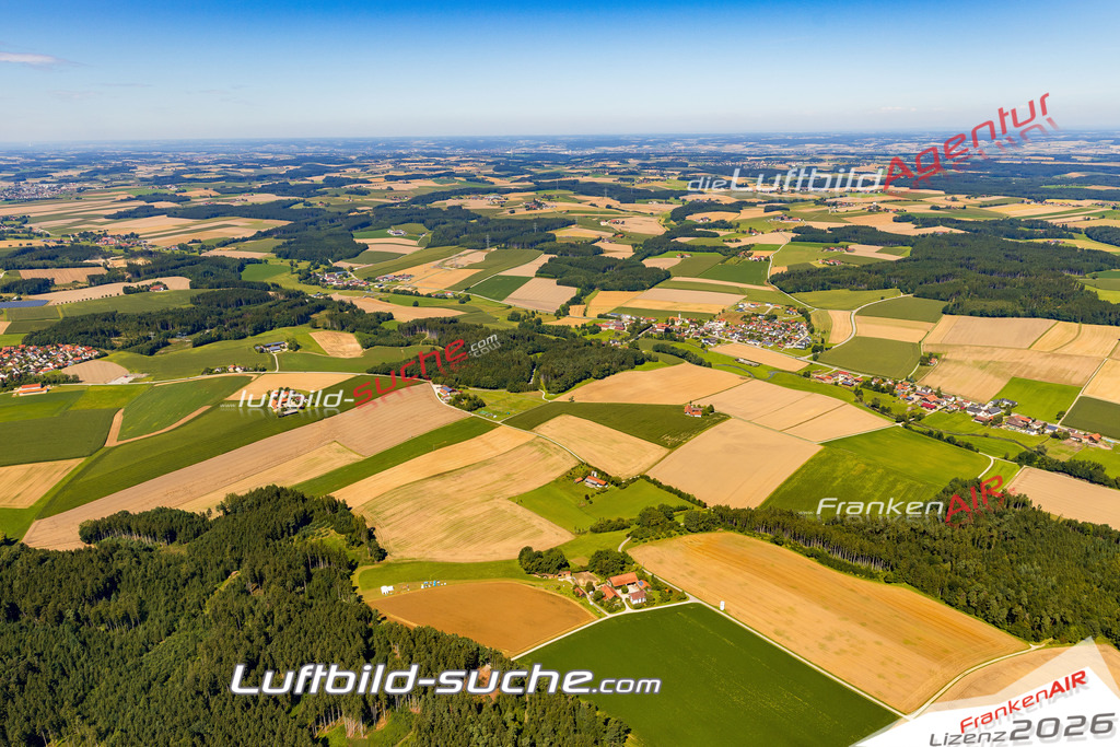 Klassische Luftaufnahme ohne Drohne zeigt:Lichtenhaag bei Gerzen - Die Luftbildaufnahme wurde 2025 vom UL-Flugzeug heraus erstellt ( keine Drohne ) - Hochauflösende Luftaufnahme -Nicht vergleichbar mit Google Maps oder Satelittenbilder- Die Geschenkidee !Mit Lizenz und Bildrechte bestellbar