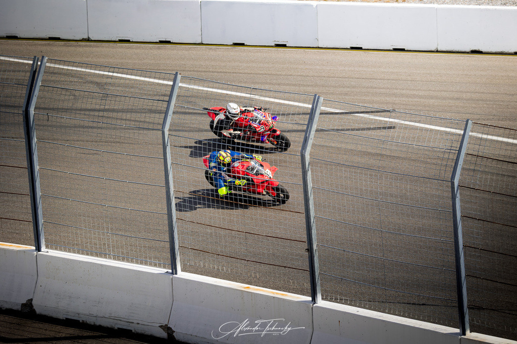 Ducati Trackday Hockenheimring 2026 | Entdecken Sie die faszinierende Welt von Alexander Tschuncky Arts: Kreative Fotografie, atemberaubende Automobilkunst und hochwertiger Bilderdruck. Lassen Sie sich inspirieren! - Realisiert mit Pictrs.com