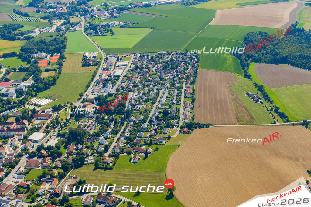 Luftaufnahme von Fürstenzell - Die Luftaufnahme wurde 2025 vom UL-Flugzeug heraus erstellt ( keine Drohne ) - Hochauflösende Luftaufnahme - für professionelle Ausdrucke geeignet. Die Geschenkidee !Mit Lizenz und Bildrechte bestellbar