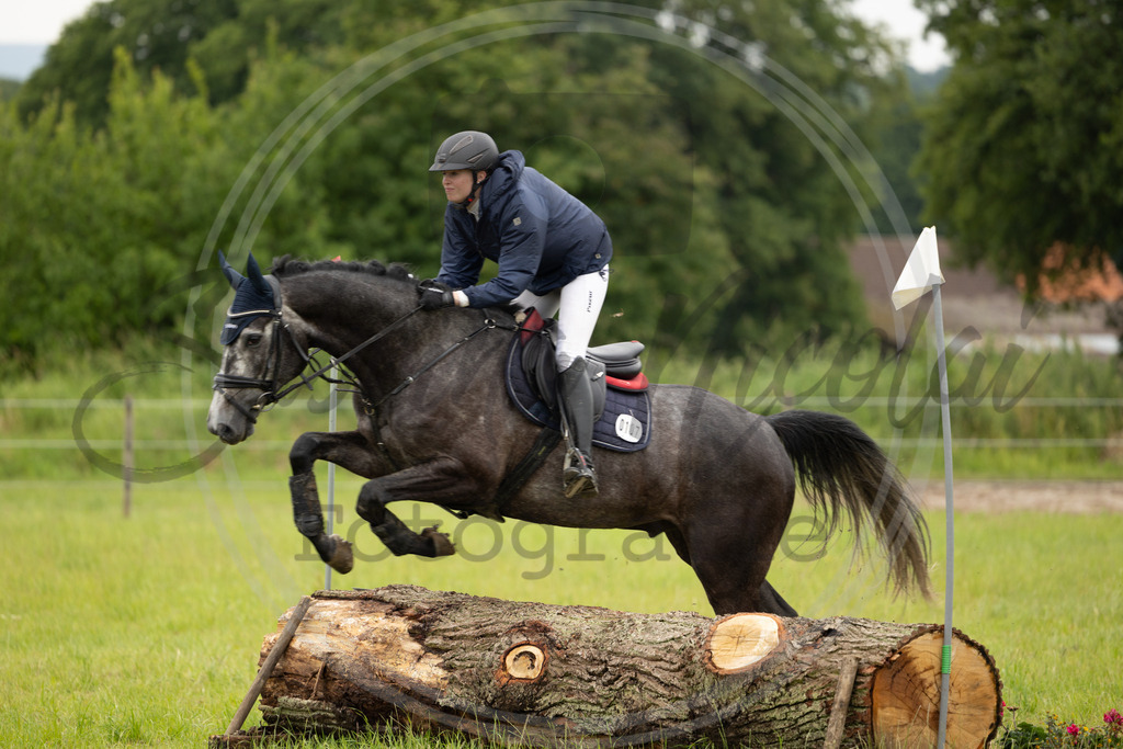 994A2280 | sabrinanicolaifotografie - Realisiert mit Pictrs.com