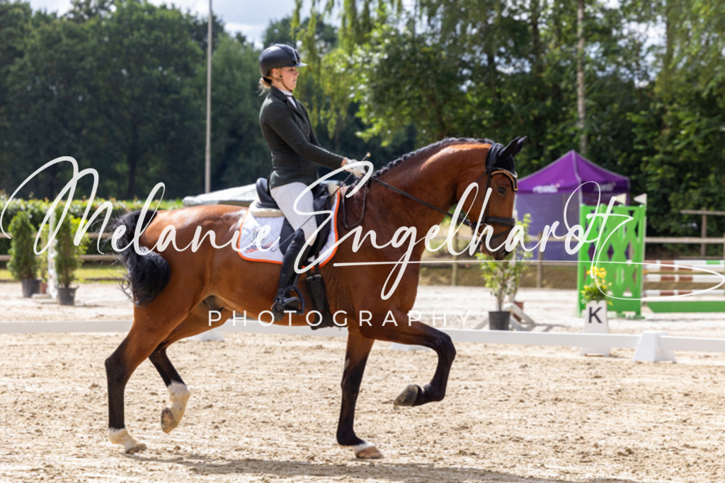 7I8A3898 | melanie-engelhardt-photography - Realisiert mit Pictrs.com