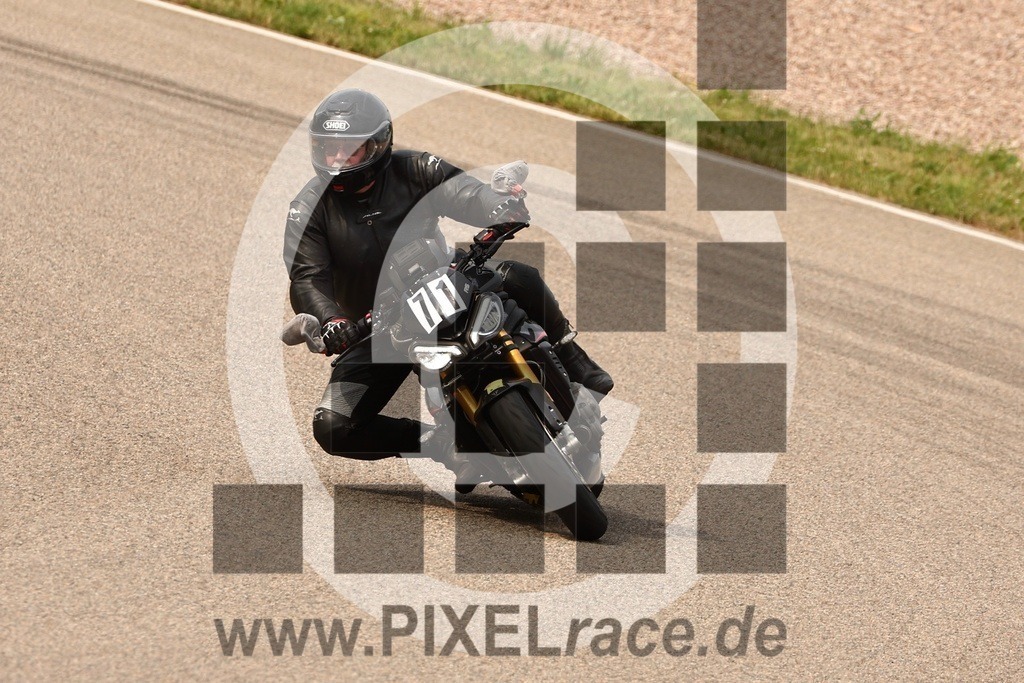 0071-20260629_12266 | Schöne Erinnerungen an spannende Momente - das festzuhalten ist unser Job. PIXELrace.de ist seit 2003 auf den Rennstrecken Europas unterwegs um die Action draußen beim Fahren und die wunderbare Stimmung imm Fahrerlager für euch einzufangen.