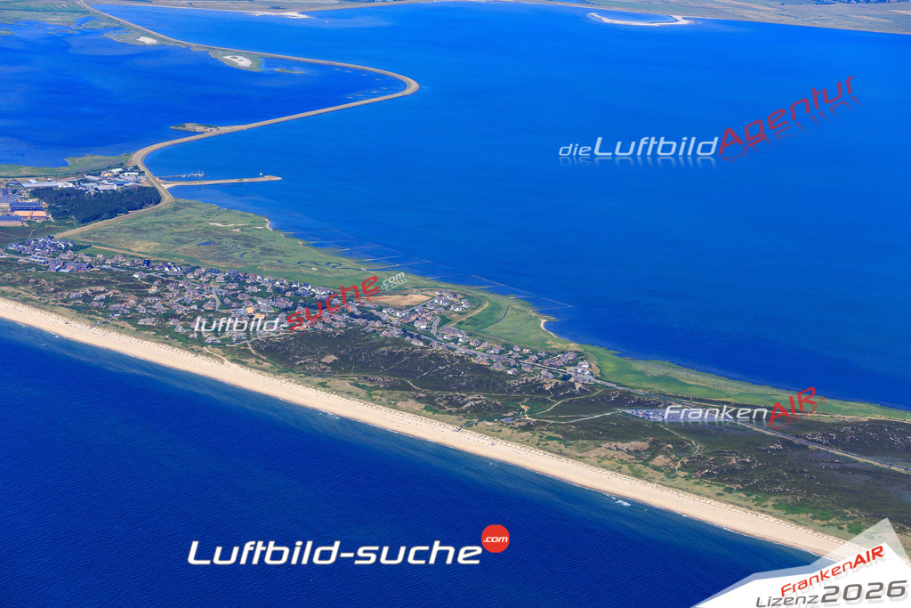 Die Luftbildaufnahme Rantum - Sylt wurde 2018 mittels Flugzeug (keine Drohne) erstellt. Perfekte Schärfe und Druck- Auflösung- Garantiert!