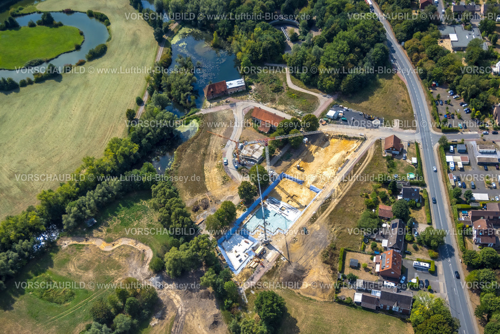 Hamm220809758Heessen | Luftbild, Baustelle und Renovierung der Schlossmühle am Mühlengraben und Mühlenteich, neuer Bachlauf ohne Wasser, Heessen, Hamm, Ruhrgebiet, Nordrhein-Westfalen, Deutschland