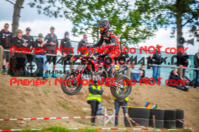 MaZZes_FotoMatrix_220528_4090 | Fotograf Mathias Schmid
Sportfotograf,
Eventfotograf,
Hochzeitsfotograf,
Portraitfotograf