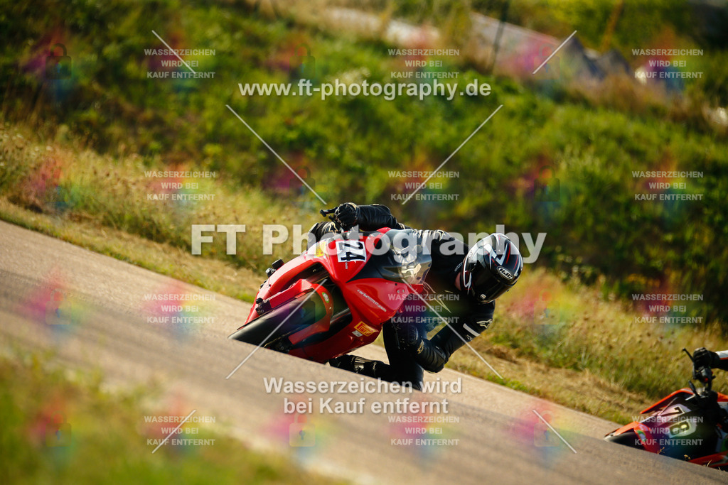 _MOT6086 | Hier findet Ihr Bilder von Touristenfahrten auf der Nürburgring Nordschleife oder von anderen Veranstaltungen die ich besucht habe. Viel Spass beim Durch Schauen 