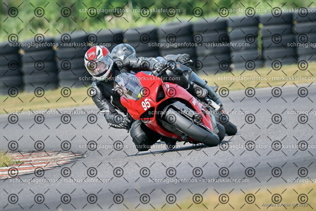 25bt04-1908 | markuskiefer.com - Realisiert mit Pictrs.com