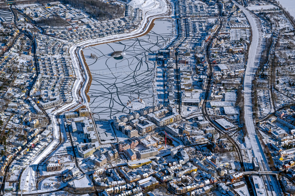 4043765 | zugefrorener Phönixsee, Hörde, Dortmund