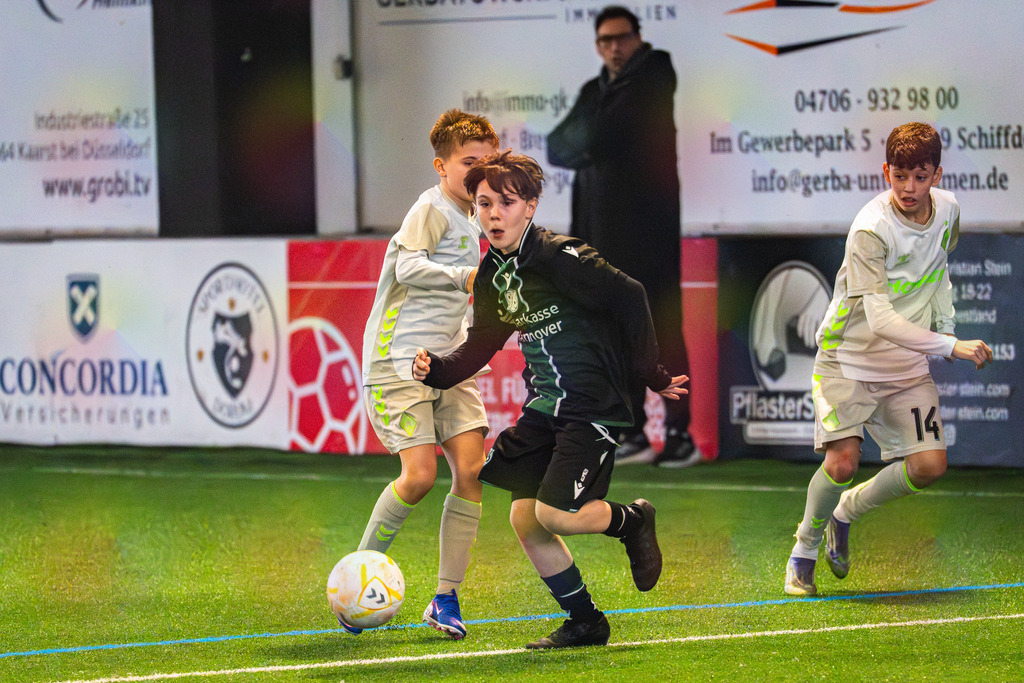 _BLR0358 | Professionelle Fußball- und Sportfotografie. Spielbilder online ansehen und kaufen – Einzelbilder oder komplette Galerien in hoher Qualität. - Realisiert mit Pictrs.com