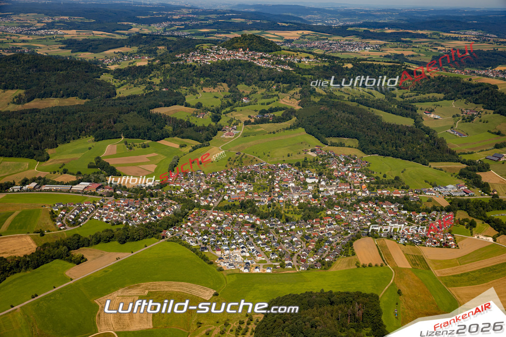 Das Luftbild zeigt :  Ottenbach - Die Luftaufnahme wurde 2024 vom UL-Flugzeug aus erstellt ( keine Drohne ) - Hochauflösende Luftaufnahme - Für grossformatige Ausdrucke geeignet. Die Geschenkidee !Mit Lizenz und Bildrechte bestellbar