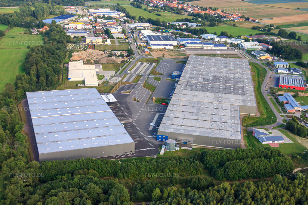 Luftbild: ZUFALL logistics group - Niederlassung Kandel und STS Group im Gewerbegebiet Horst im Ortsteil Minderslachen in Kandel im Bundesland Rheinland-Pfalz in Deutschland. Foto: IMG_44889.jpg vom 03.09.2011 durch Werner Riehm/FLY-FOTO.deZUFALL.DE