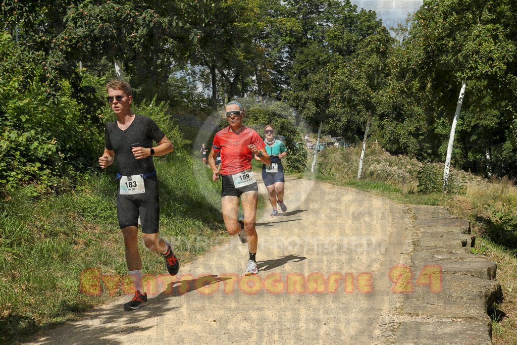 250824_1246_EX1_0469 | Sportfotografie im Rhein-Sieg Kreis, Köln, Bonn, NRW, Rheinland Pfalz, Hessen, etc. Unser Tätigkeitsfeld umfasst den Laufsport vom Volkslauf über den Marathon, Duathlon, Triathon bis zum Ultralauf wie Kölnpfad Ultra oder Schindertrail.