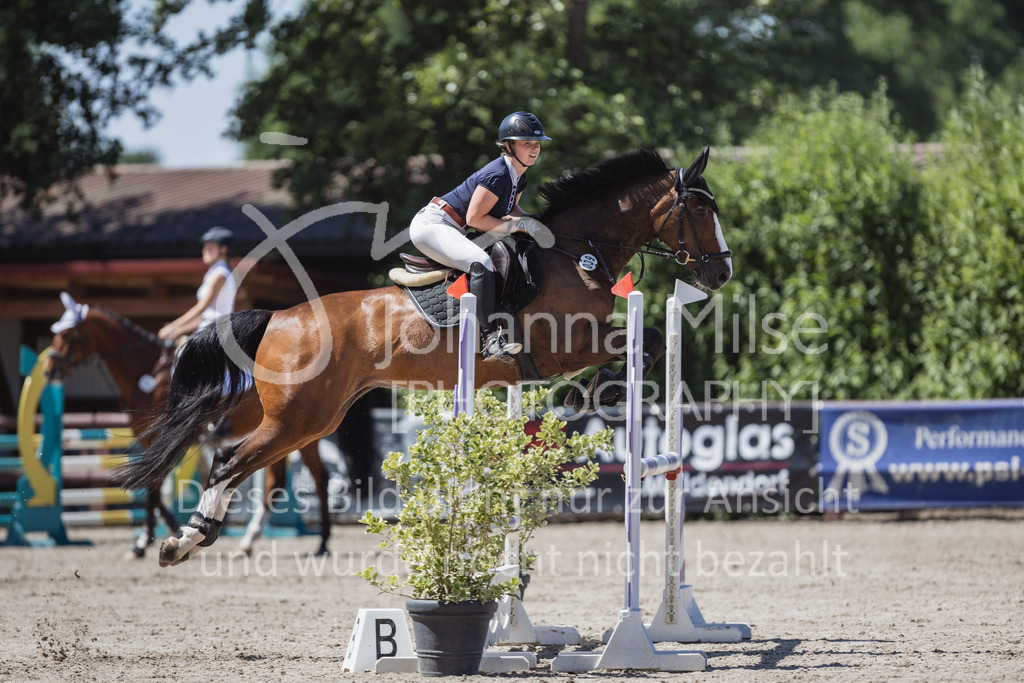 230610_Mühlen_A-Spr2-739 | Deine schönsten Turniermomente als professionelle Fotos! Entdecke hochwertige Pferdesport-Fotografie im Online-Shop. Jetzt Fotos finden & bestellen!