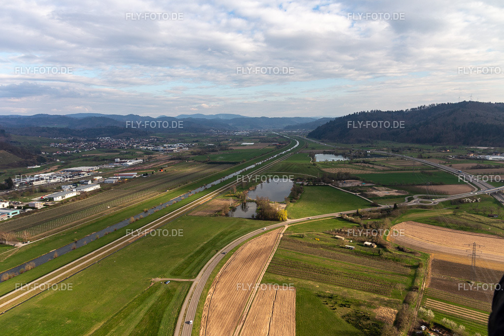 B33 | Luftbild: B33 im Ortsteil Elgersweier in Offenburg im Bundesland Baden-Württemberg in Deutschland. Foto: IMG_120244.jpg vom 17.03.2020 durch ©2025 Werner Riehm fly-foto.de/copyright - Realisiert mit Pictrs.com