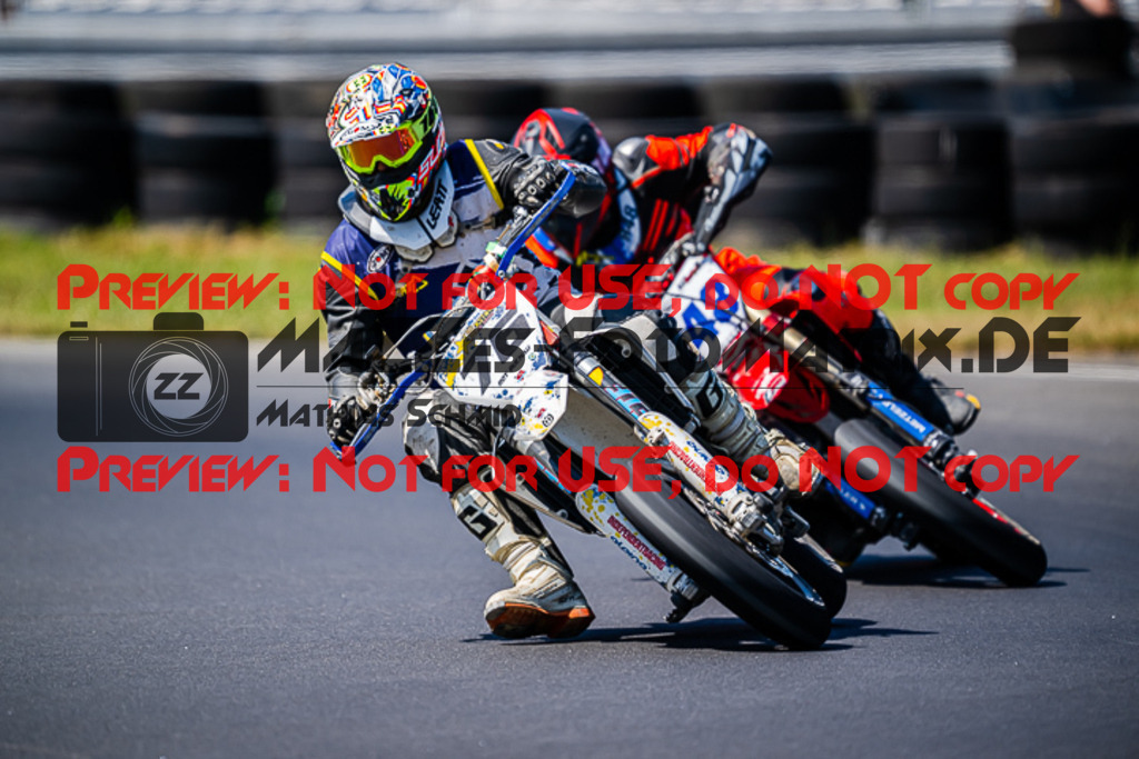 MaZZes_FotoMatrix_220703_4842 | S3