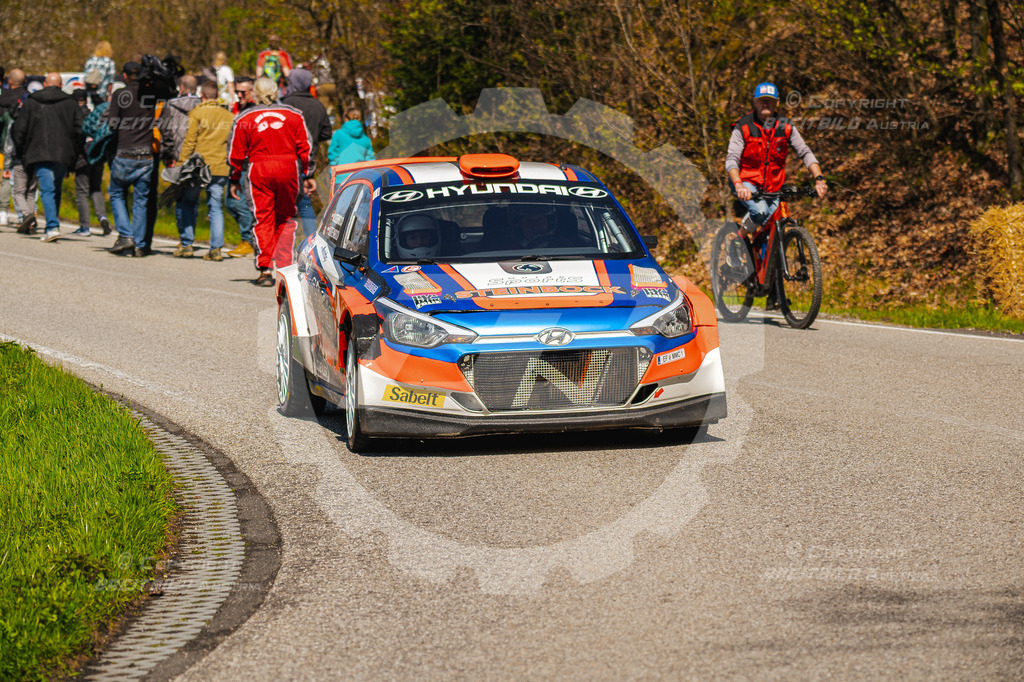 1013 - Bergrennen Landshaag2026 | BREITBILD Austria Webshop

Finde Fotos von: Breitbild, Breitbild Austria, Landshaag, Europeanbikers, KTM, BMW, Bergrennen, Bikeporn, Carporn, Bikes, Cars, Fotografie, Oberösterreich, Österreich, Berufsfotograf, Motorradteile Ganster, Julbach, Pannoniari - Realisiert mit Pictrs.com