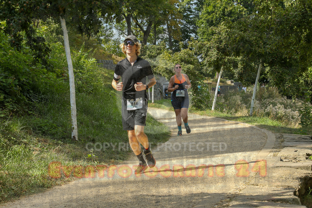 250824_1507_EX1_8539 | Sportfotografie im Rhein-Sieg Kreis, Köln, Bonn, NRW, Rheinland Pfalz, Hessen, etc. Unser Tätigkeitsfeld umfasst den Laufsport vom Volkslauf über den Marathon, Duathlon, Triathon bis zum Ultralauf wie Kölnpfad Ultra oder Schindertrail.