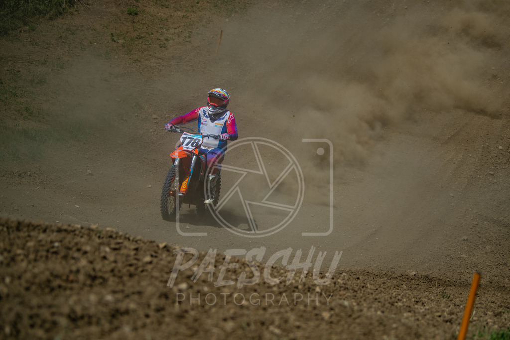 Se E+R (366) | Paeschuphoto Shop - Wer nicht sucht der auch nicht findet.Ob Motocrossbilder oder von einem besuchtem Spiel, Hauptsache Action. - Realisiert mit Pictrs.com