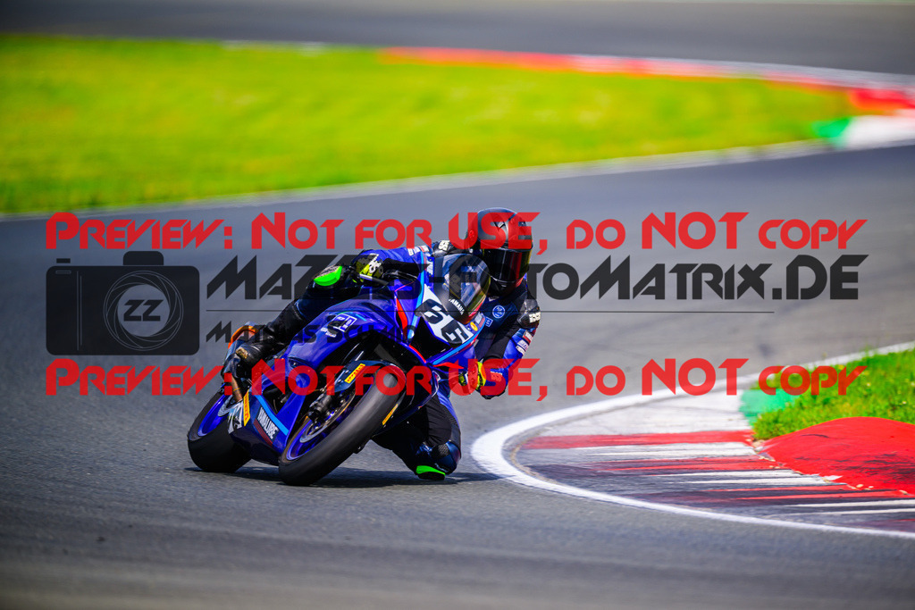 MaZZes_FotoMatrix_240531_6007705_9565 | R7