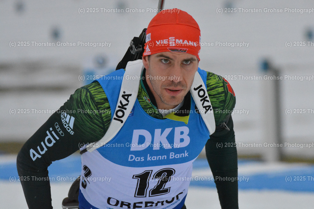 IBU WC Biathlon Oberhof 2018 | PEIFFER Arnd (GER) verlaesst den Schiessstand; IBU WC Biathlon Oberhof 2018, 12,5 km Verfolgung der Männer am 06.01.2018 in der DKB Ski Arena in Oberhof, (Deutschland) - Realisiert mit Pictrs.com