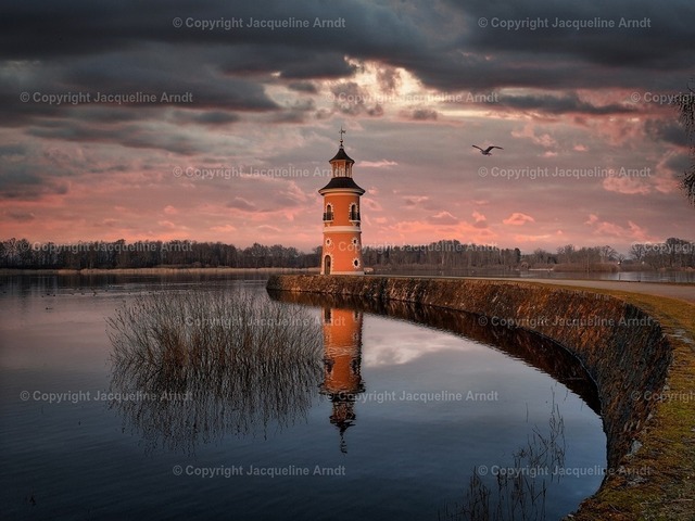 Leuchtturm | Fotografie Photography Dresden Photoshooting  Fotoshooting Fotografin Dresdencity Bilder  Foto Dresdenvideos Kalender Postkarten Bilderdownload Portrait Hochzeitsfotografie Familienfotos Bewerbungsbilder Studiofotografie Fotograf Dresdenbilder Business - Realisiert mit Pictrs.com