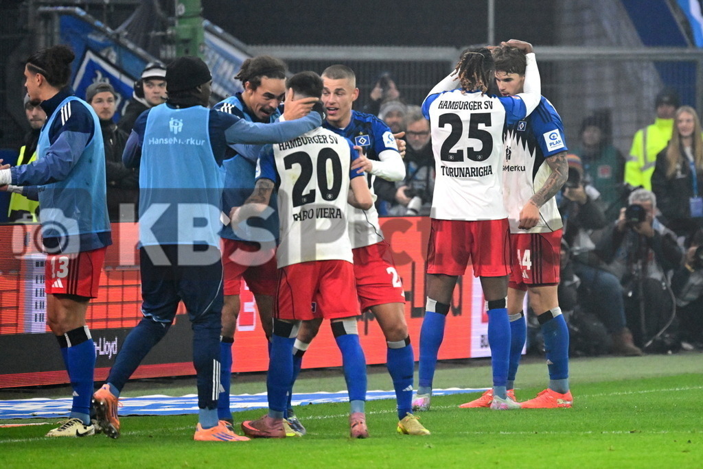 KBS Picture_HSV-WerderBremen_022 | HSV Torjubel zum 2:1 Torschuetze ist Vuskovic Luka (HSV) ,Sportplatz :  Volksparkstadion, - Realisiert mit Pictrs.com