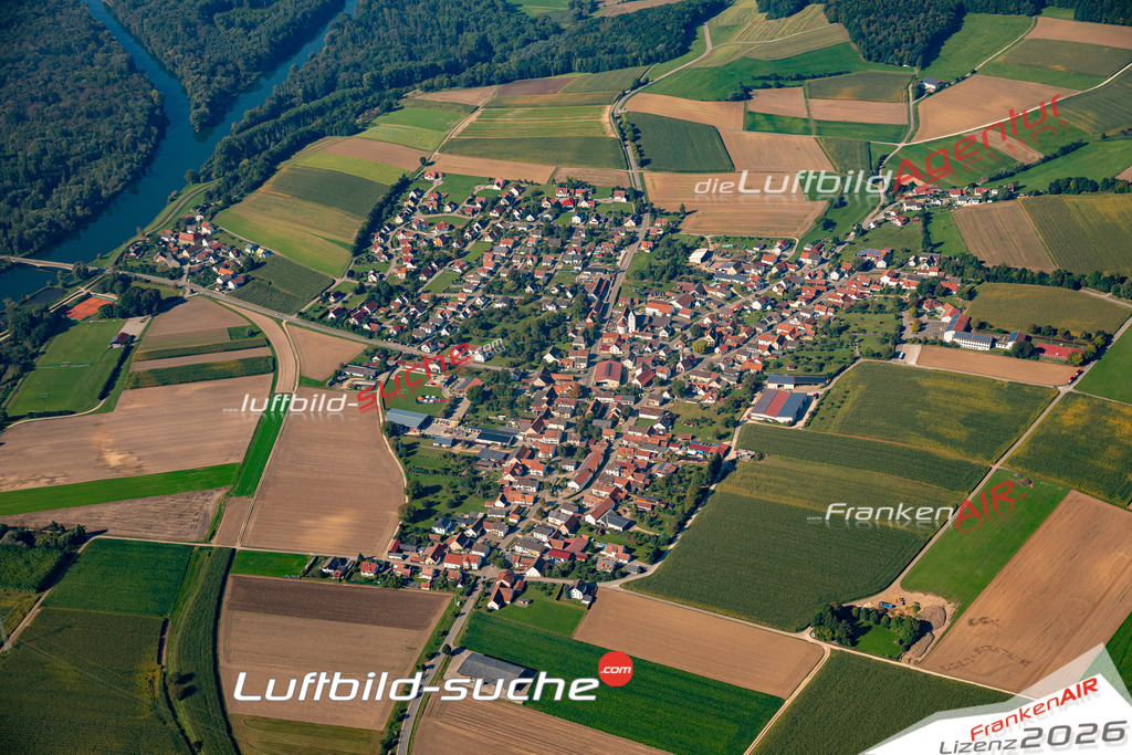 Aktuelles Luftbild von Bruck Marxheim Kauf mit Lizenz / Bildrechten möglich- Die Luftaufnahme wurde 2021 mittels UL-Flugzeug erstellt ( keine Drohne ) - hochauflösende Kamera-Systeme von  Canon -Beste Qualität - Für grossformatige Ausdrucke geeignet. Die Geschenkidee !