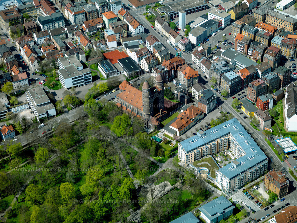 2857219 | Die Pauluskirche in Ulm wurde als evangelische Garnisonkirche in den Jahren 1908 bis 1910  nach Plänen des Architekten Theodor Fischer erbaut. Sie ist die Gemeindekirche der Ulmer Paulusgemeinde