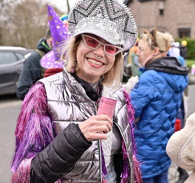 1.3.25-Zug Othenrath_carlherrlich (85) | High End Portraits. Einzelportrait Paarportrait Gruppenportrait Künstlerportrait Bandportzait Bühnenfotografie Fashion Lifestyle Urbanlife  - Realisiert mit Pictrs.com