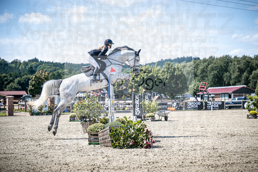 DOS_3812 | Entdecke hochwertige Reitturnierfotos von Foto Oger. Professionell, emotional und authentisch – jetzt Lieblingsmomente im Shop bestellen.Deutschlandweite Turnierfotografie. - Realisiert mit Pictrs.com