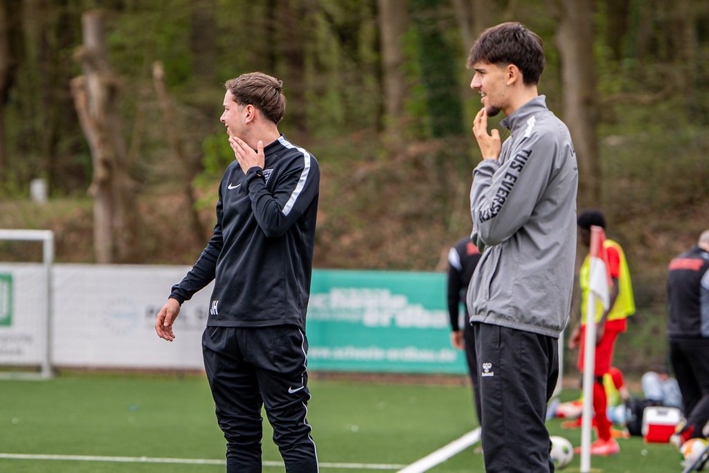 VFL Wittekind-Wildeshausen - TuS Eversten I 03422 | jns.sportfotos - Realisiert mit Pictrs.com