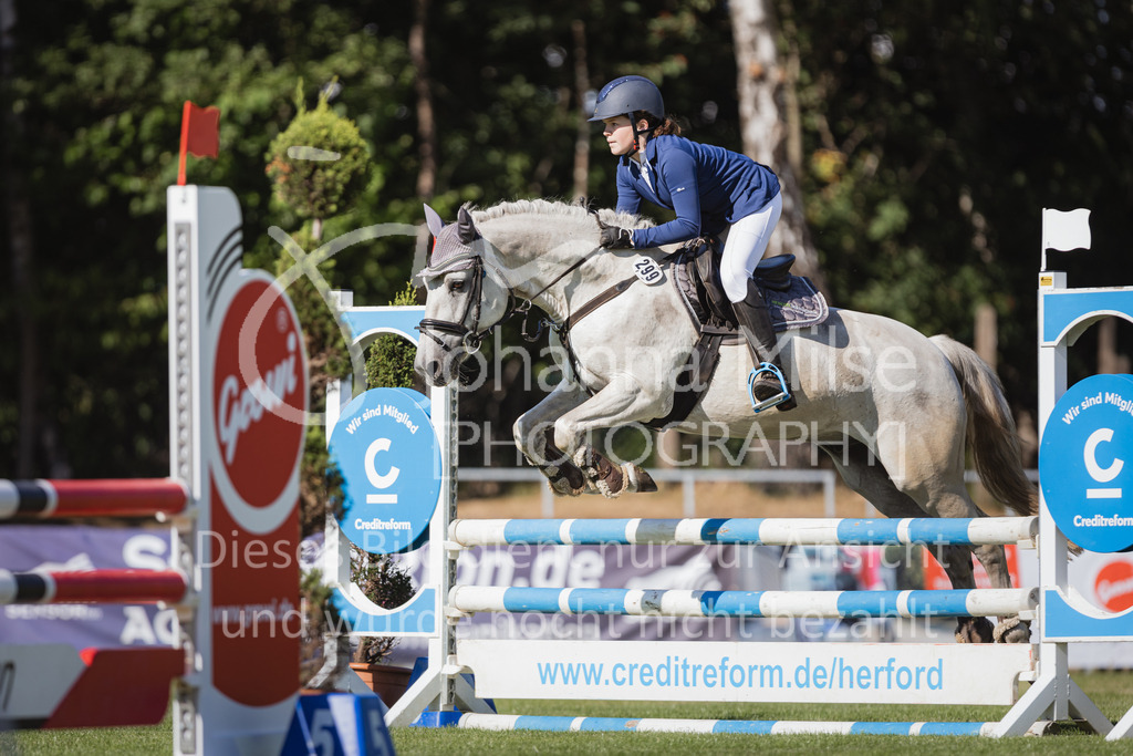 220714_LC_Stil-A1-103 | Lopshorn Classics
14.-17.04.2022
Stilspringprüfung Kl.A*
JUN/JR