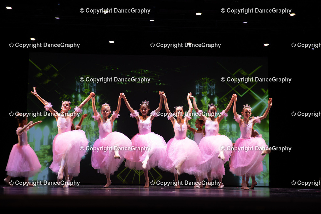 GPHY5665 | DanceGraphy - Realisiert mit Pictrs.com