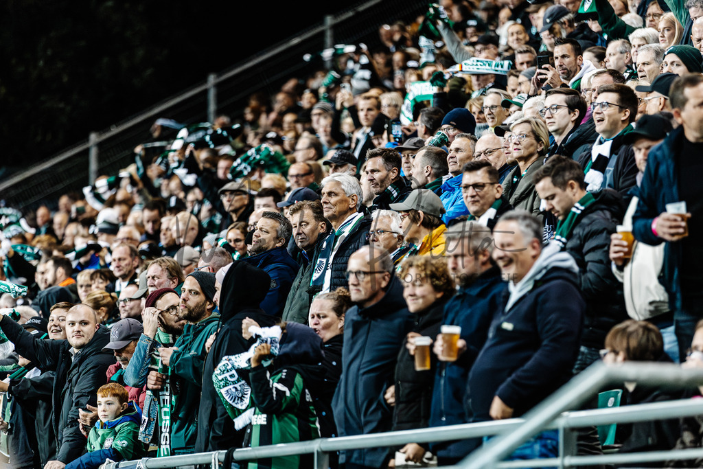 2. Bundesliga, Saison 2024/25, 7. Spieltag: SC Preußen Münster - FC Schalke 04 | Münster, 28.09.2024: 2. Bundesliga, 7. Spieltag, SC Preußen Münster gegen FC Schalke 04 im LVM-Preußenstadion in Münster. Foto: sportfotografie.ms | Markus Paletta - Realisiert mit Pictrs.com